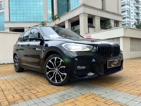 BMW X1 2.0 16V TURBO ACTIVEFLEX SDRIVE20I M SPORT 25 ANOS 4P AUTOMÁTICO
